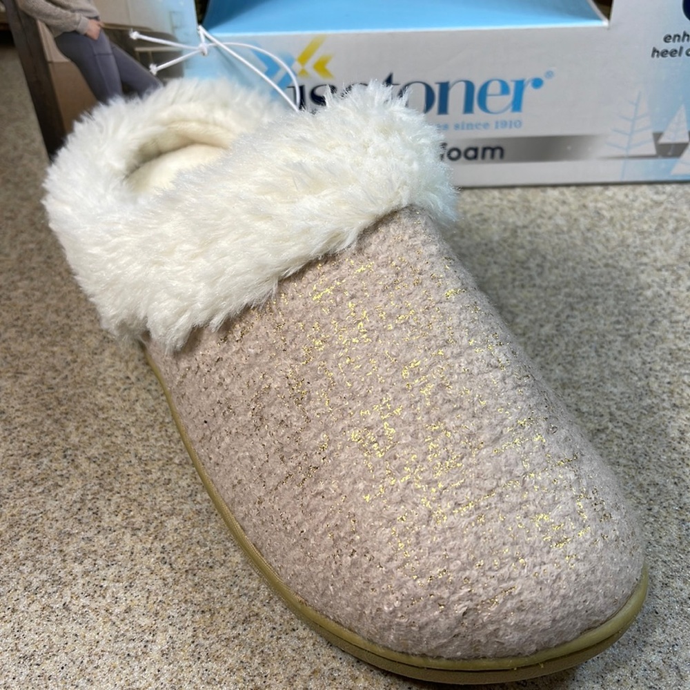 COPY - COPY - ISOTONER MEMORY FOAM. SLIPPERS SM 6.5-7 PINK - Picture 6 of 10